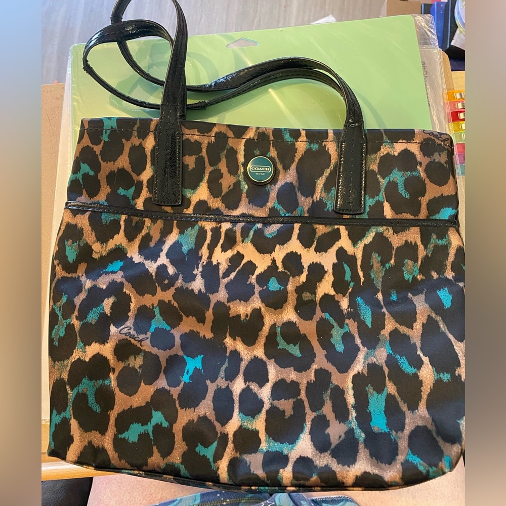 COACH OCELOT LEOPARD ANIMAL PRINT TOTE BAG BLACK and Green MULTI